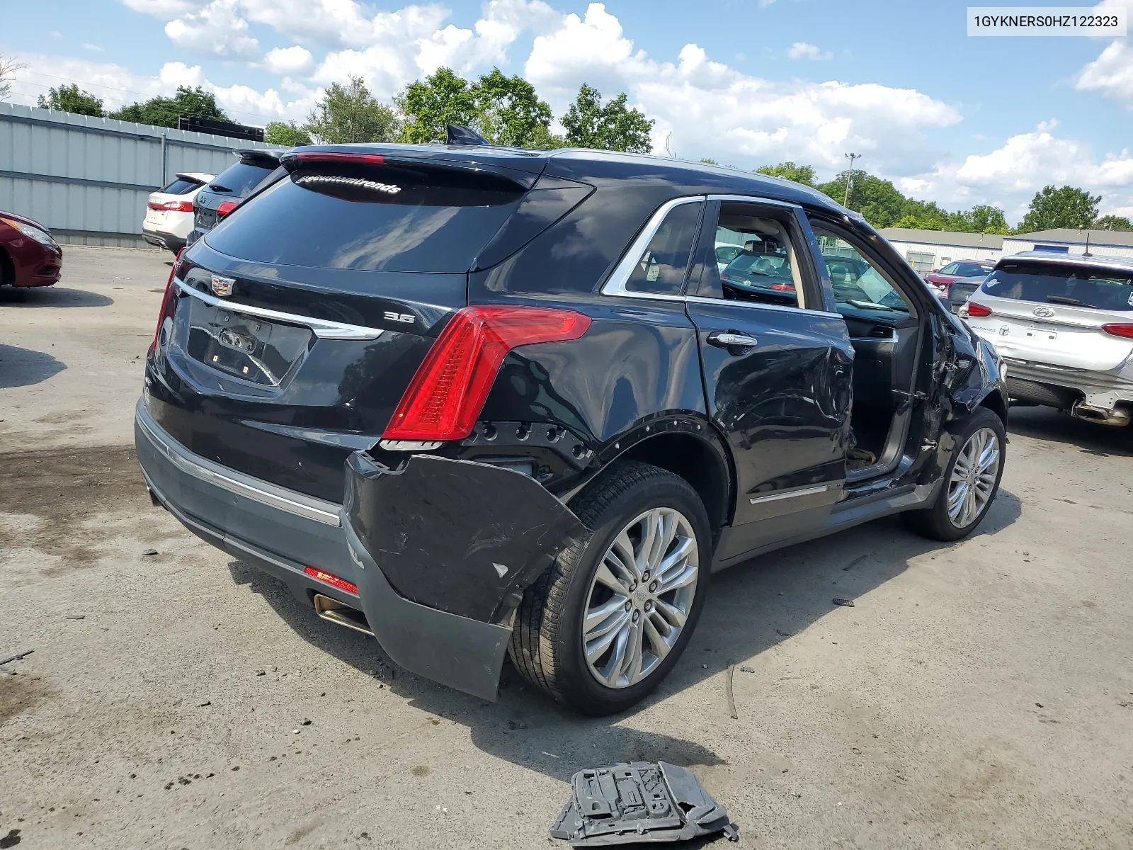 1GYKNERS0HZ122323 2017 Cadillac Xt5 Premium Luxury