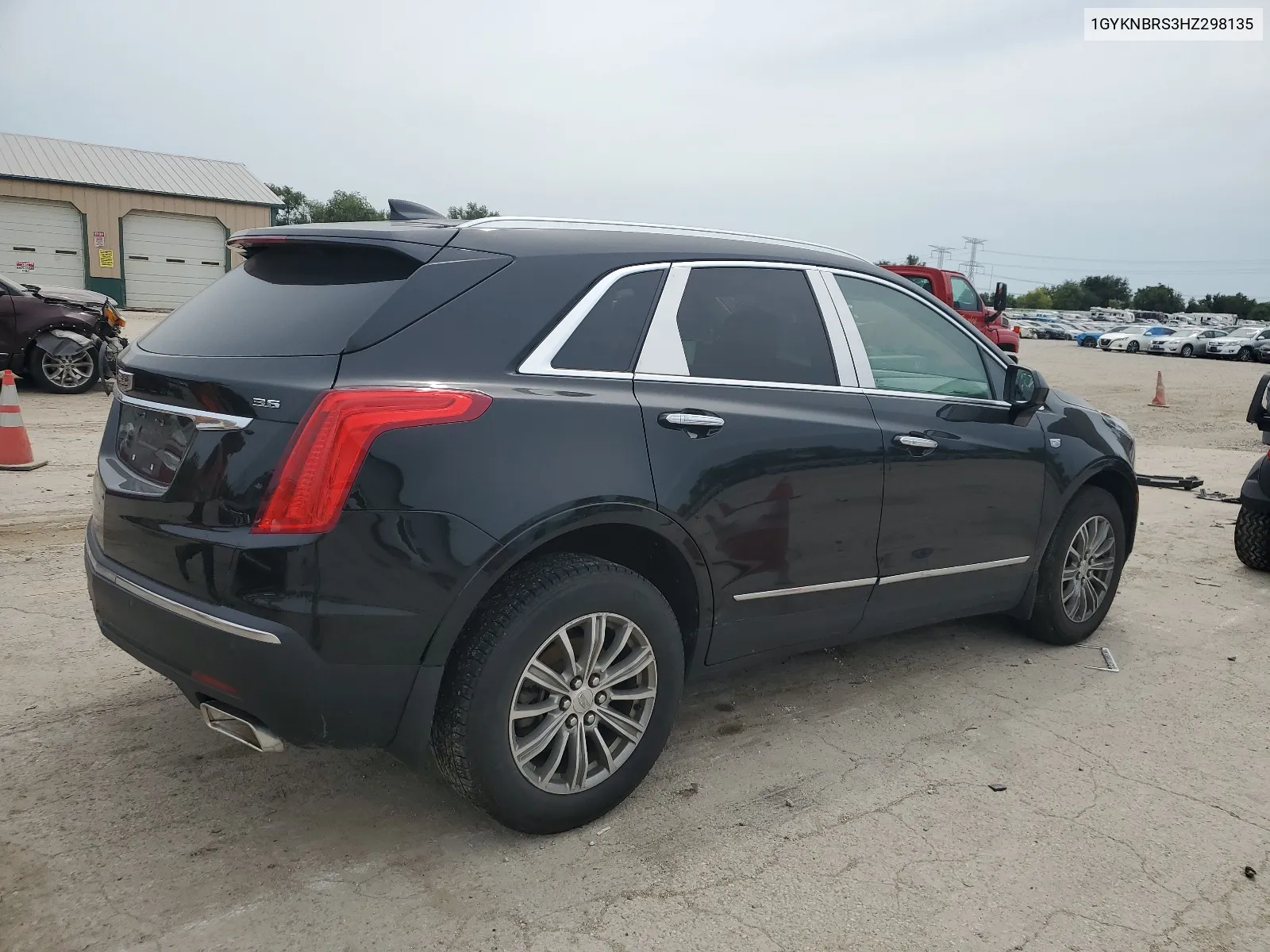 1GYKNBRS3HZ298135 2017 Cadillac Xt5 Luxury