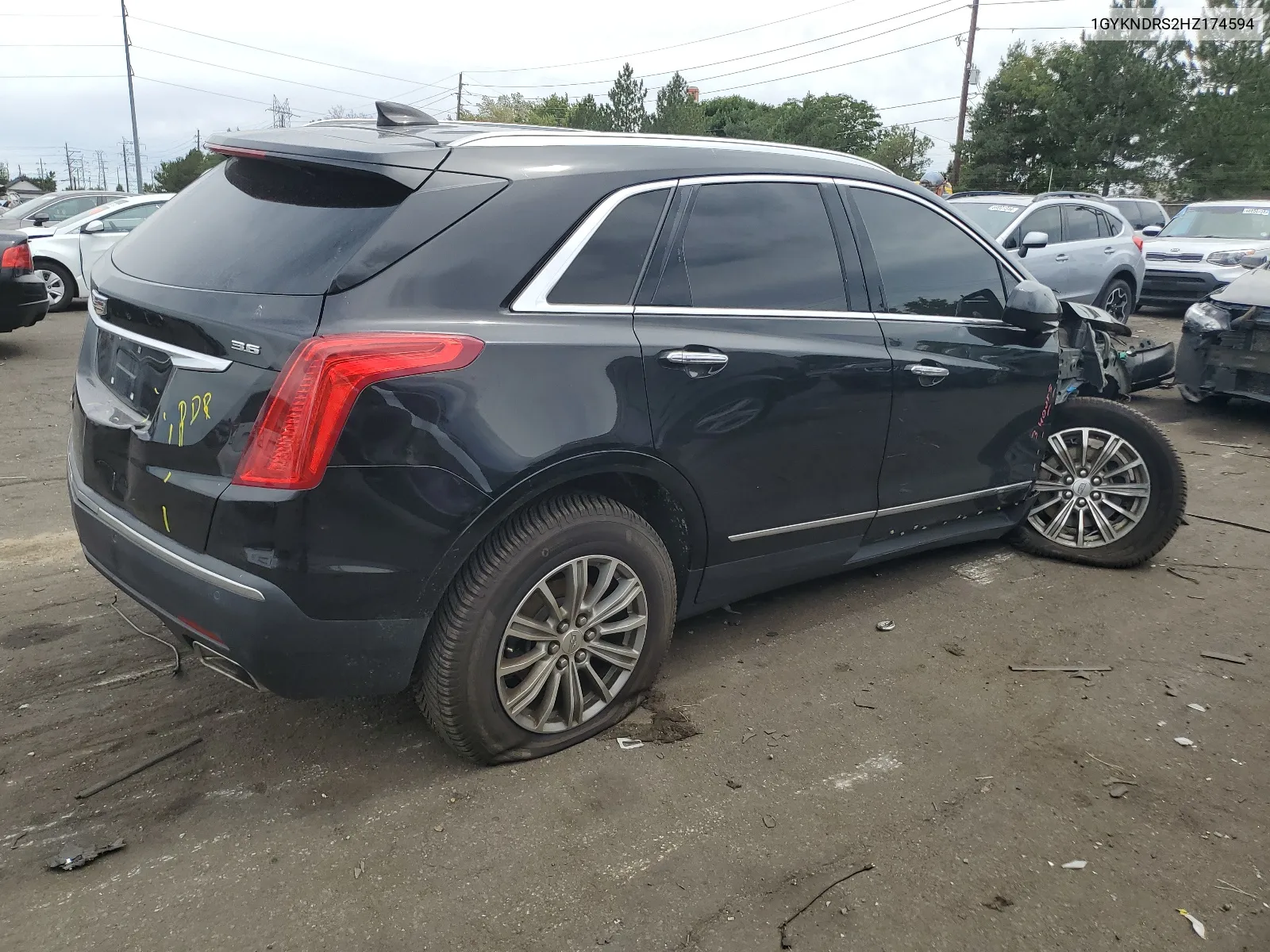 1GYKNDRS2HZ174594 2017 Cadillac Xt5 Luxury