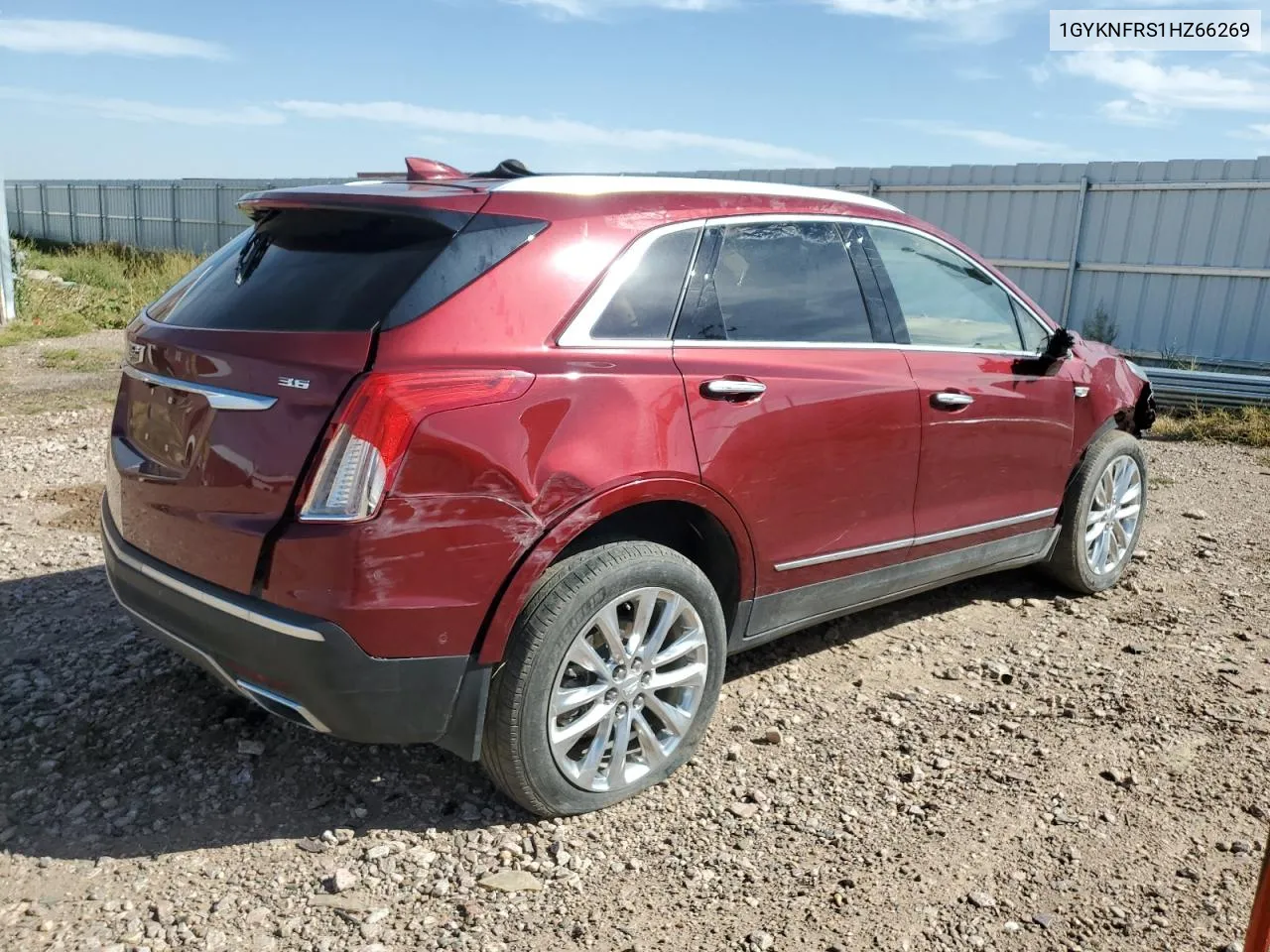 1GYKNFRS1HZ66269 2017 Cadillac Xt5 Platinum