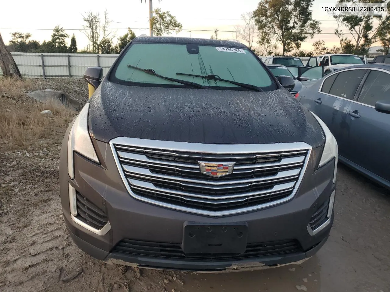 1GYKNDRS8HZ280435 2017 Cadillac Xt5 Luxury