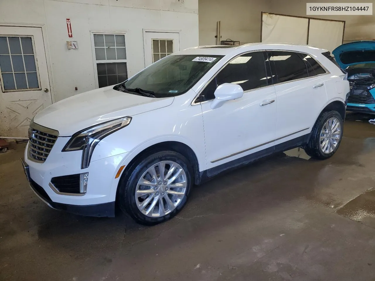 2017 Cadillac Xt5 Platinum VIN: 1GYKNFRS8HZ104447 Lot: 74809414