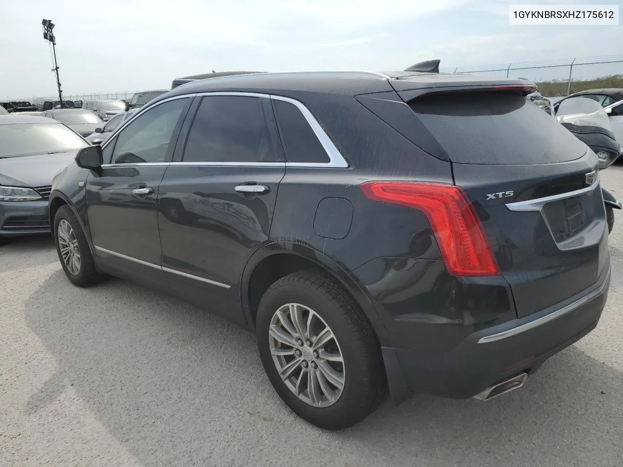 2017 Cadillac Xt5 Luxury VIN: 1GYKNBRSXHZ175612 Lot: 76343654