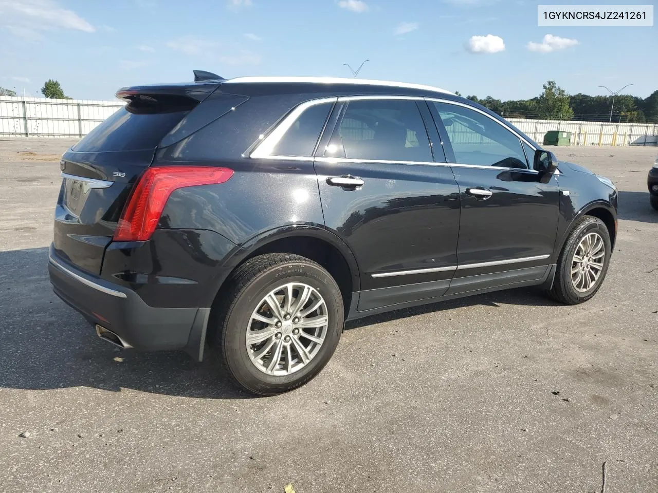 1GYKNCRS4JZ241261 2018 Cadillac Xt5 Luxury