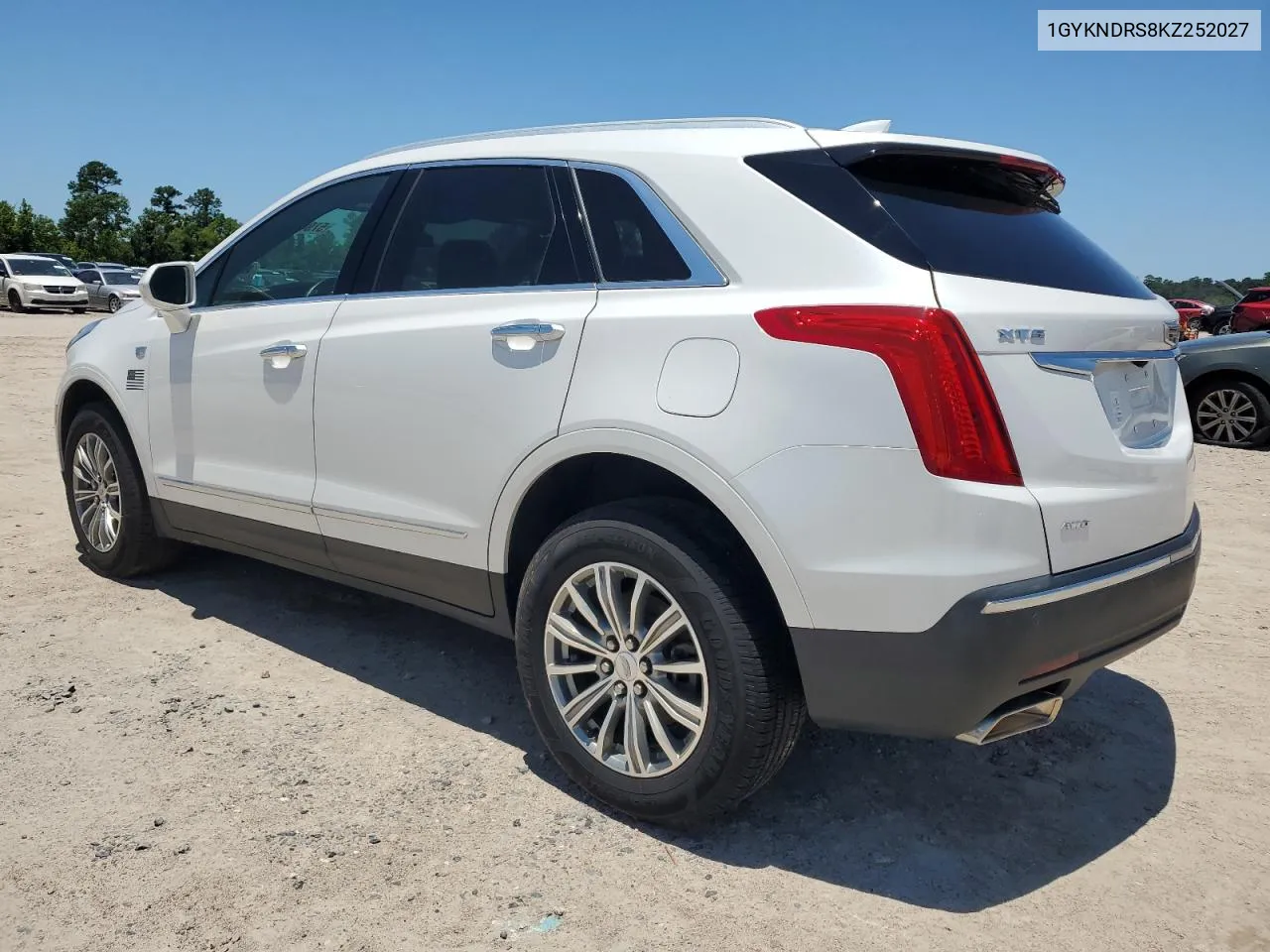 1GYKNDRS8KZ252027 2019 Cadillac Xt5 Luxury