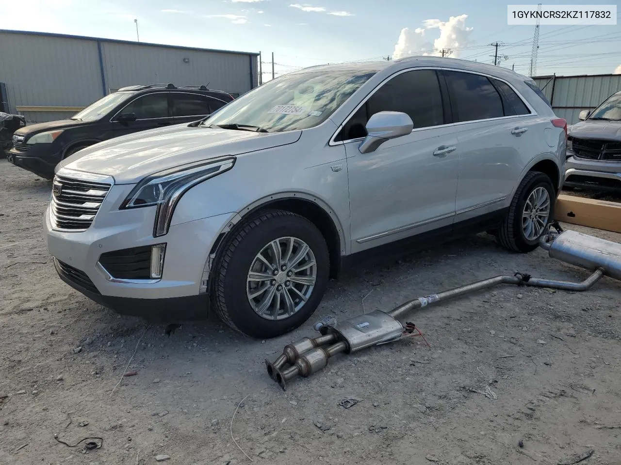 1GYKNCRS2KZ117832 2019 Cadillac Xt5 Luxury