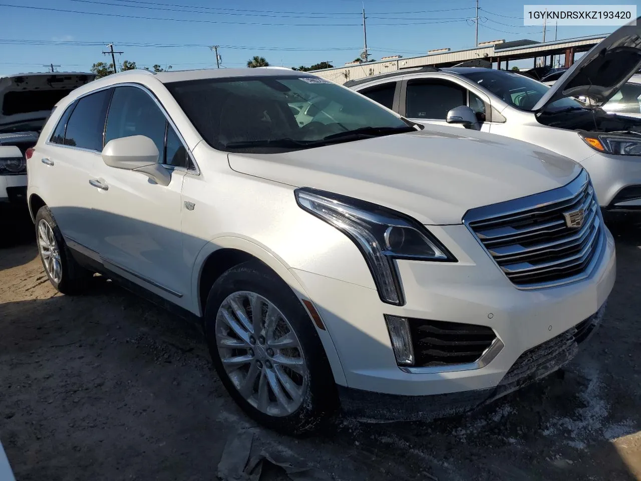 2019 Cadillac Xt5 Luxury VIN: 1GYKNDRSXKZ193420 Lot: 74067274