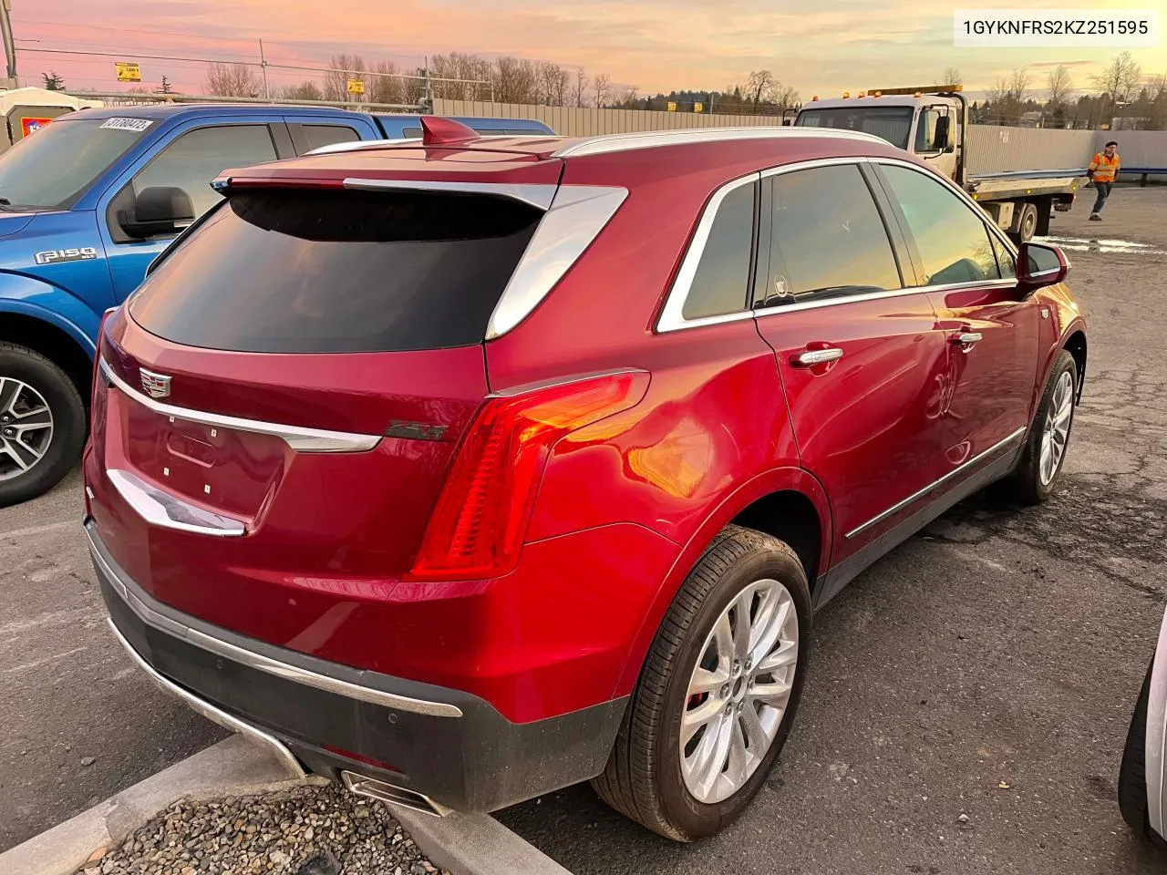 1GYKNFRS2KZ251595 2019 Cadillac Xt5 Premium Luxury