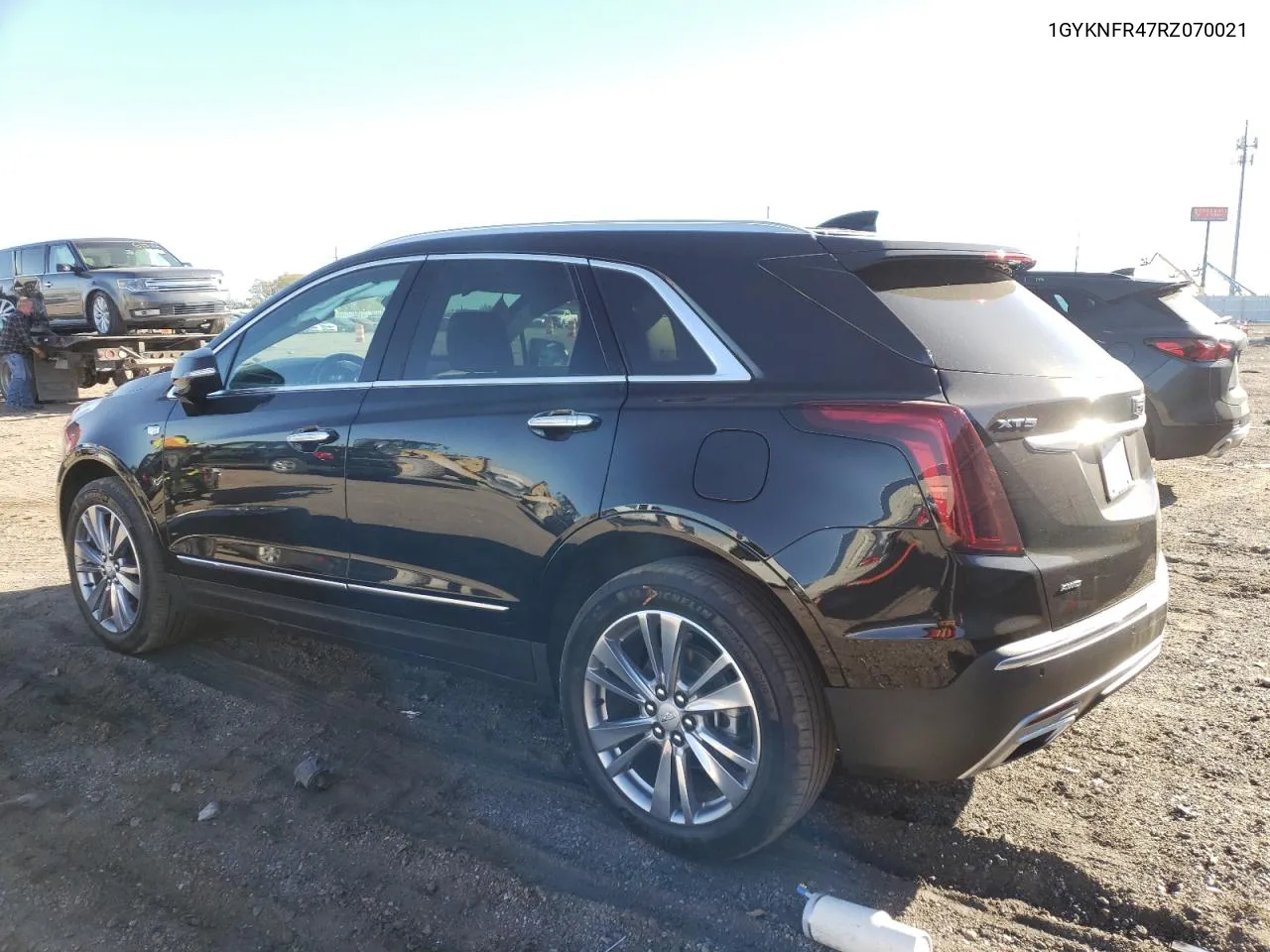 2024 Cadillac Xt5 Platinum Premium Luxury VIN: 1GYKNFR47RZ070021 Lot: 72848014