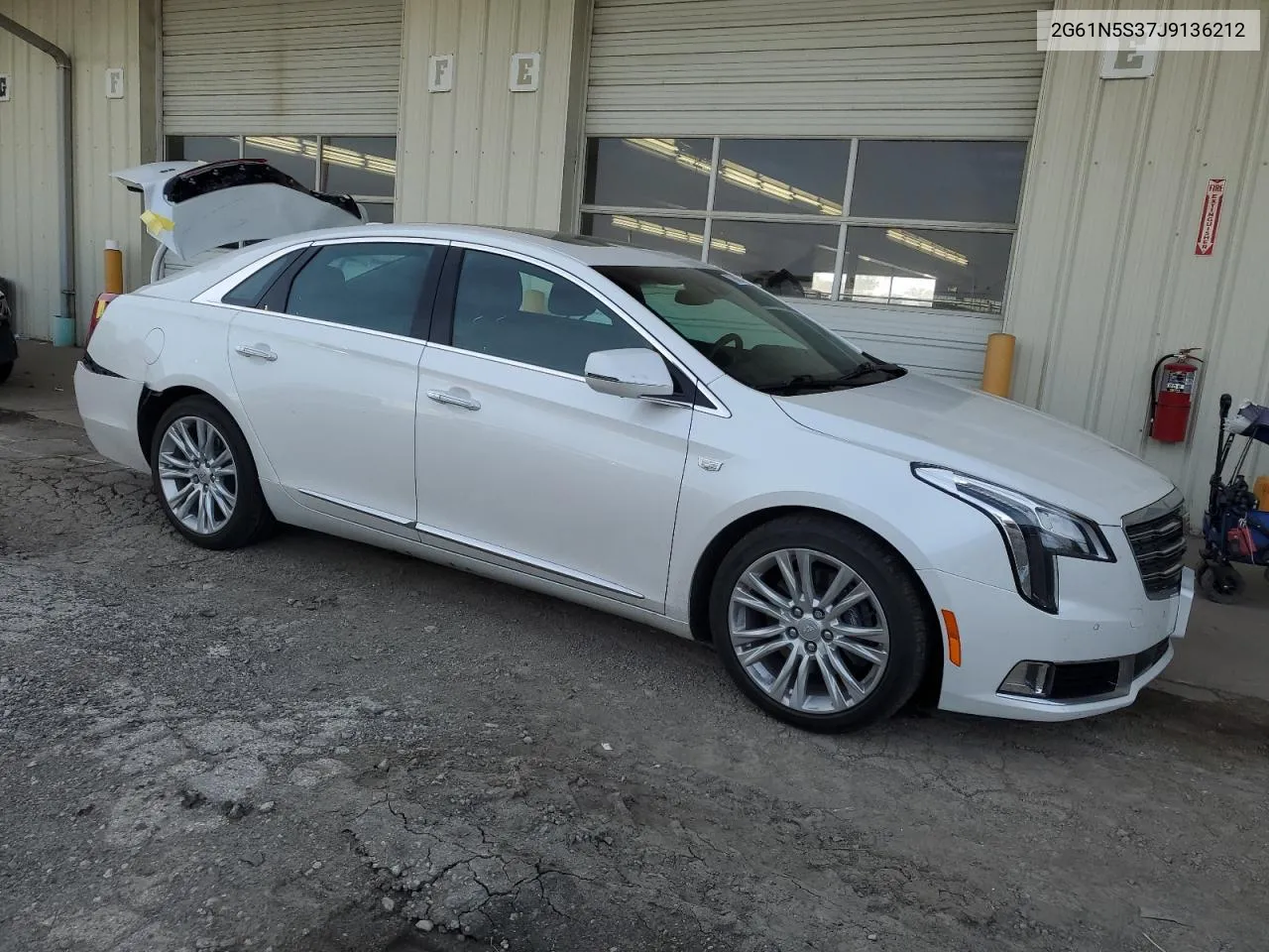 2018 Cadillac Xts Luxury VIN: 2G61N5S37J9136212 Lot: 77946674