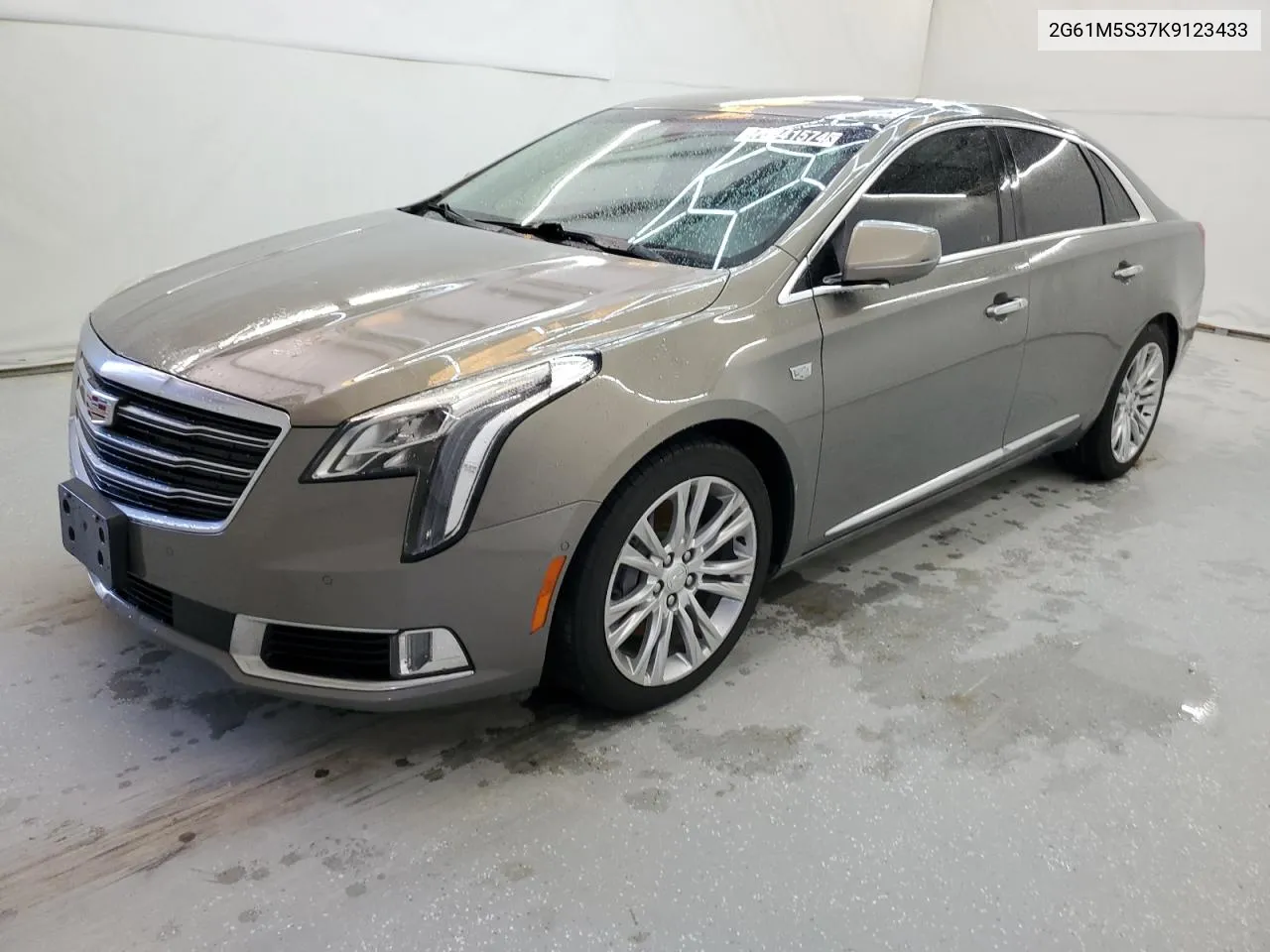 2019 Cadillac Xts Luxury VIN: 2G61M5S37K9123433 Lot: 70341574