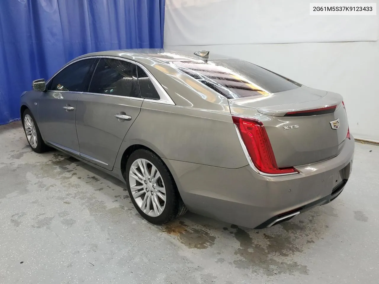 2019 Cadillac Xts Luxury VIN: 2G61M5S37K9123433 Lot: 70341574