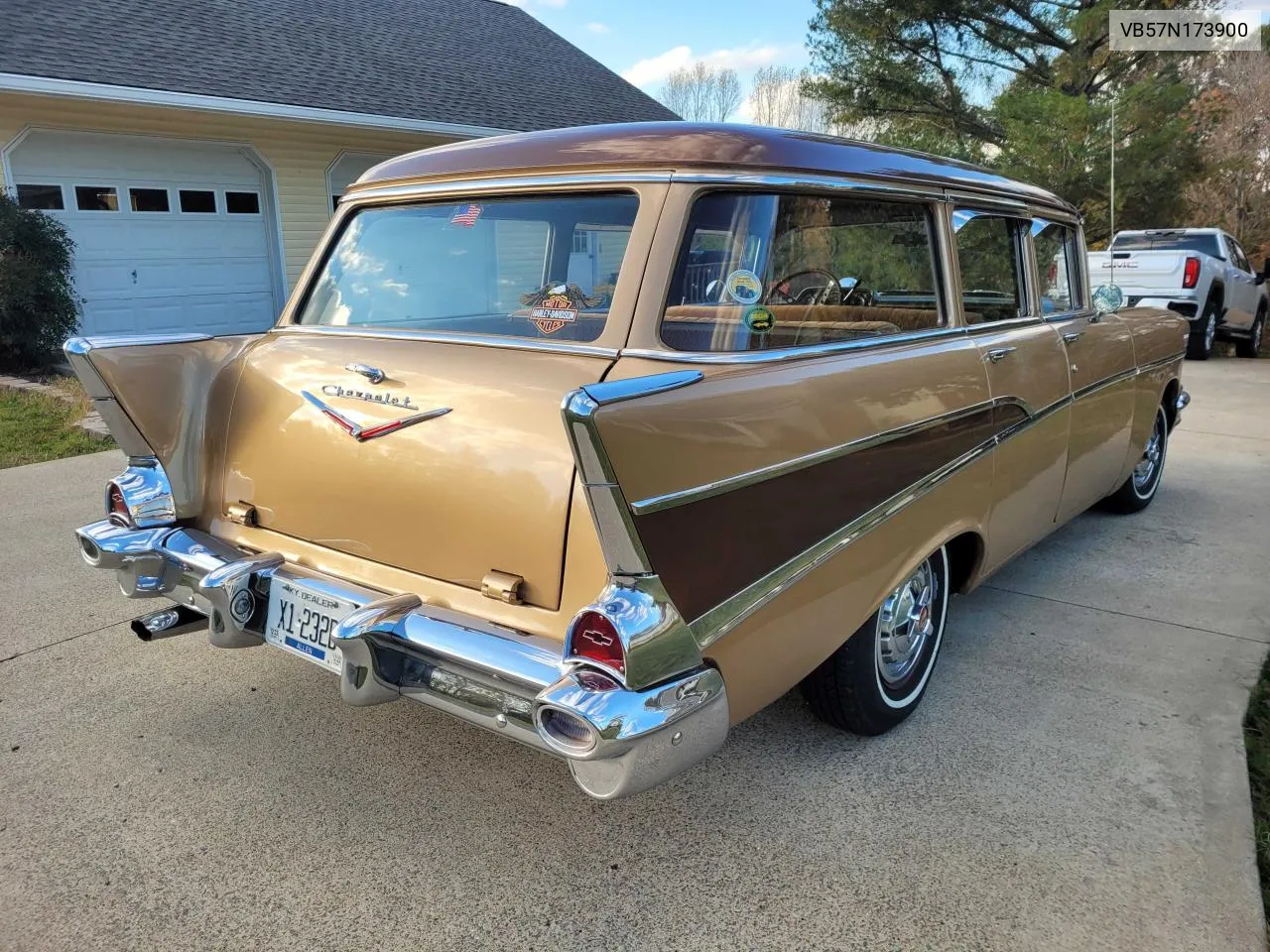 1957 Chevrolet Wagon VIN: VB57N173900 Lot: 74637244