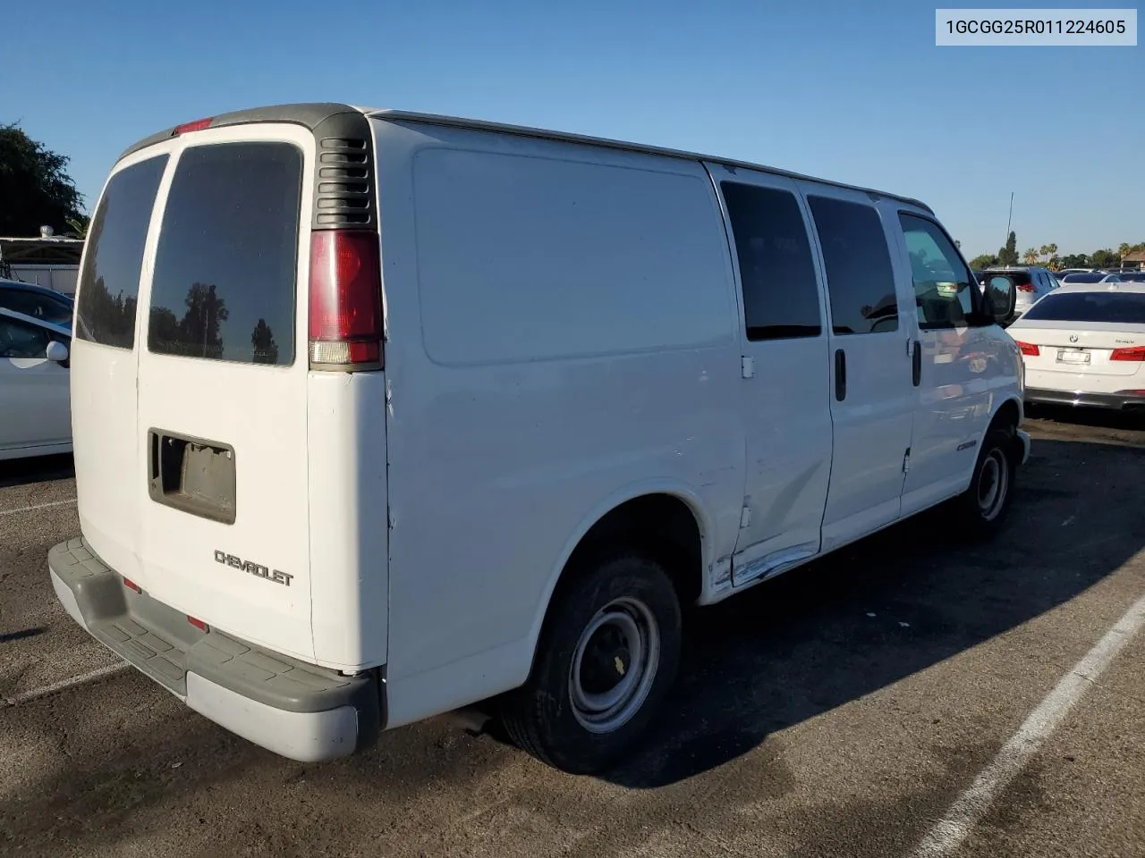 2001 Chevrolet Express G2500 VIN: 1GCGG25R011224605 Lot: 70283074