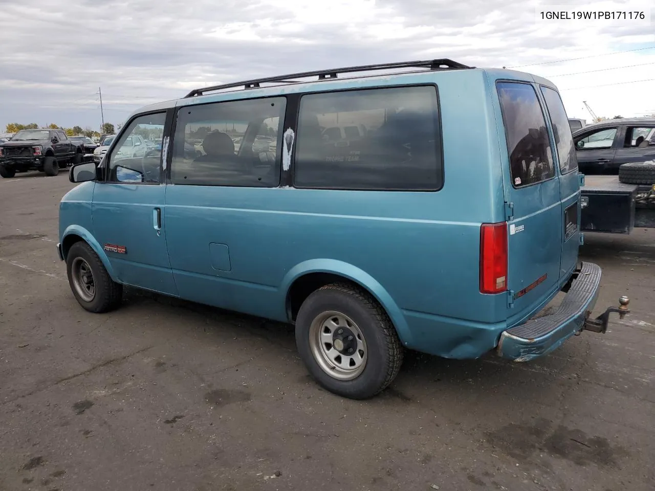 1993 Chevrolet Astro VIN: 1GNEL19W1PB171176 Lot: 78195764