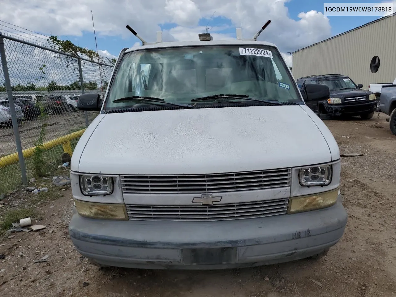 1998 Chevrolet Astro VIN: 1GCDM19W6WB178818 Lot: 71222034