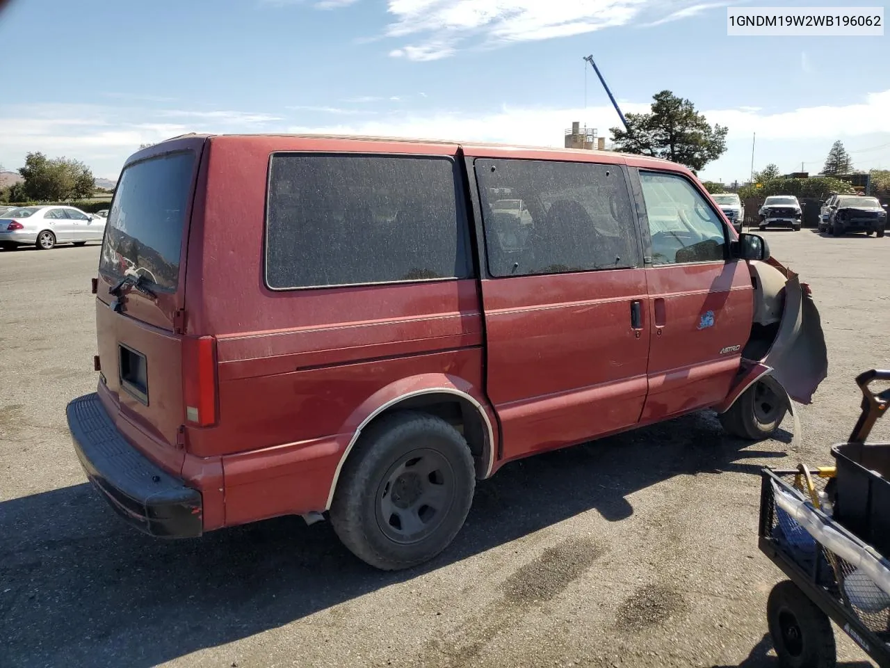 1998 Chevrolet Astro VIN: 1GNDM19W2WB196062 Lot: 74629394