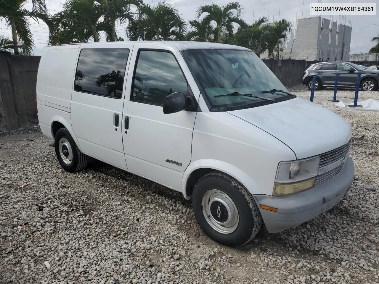 1999 Chevrolet Astro VIN: 1GCDM19W4XB184361 Lot: 76061294