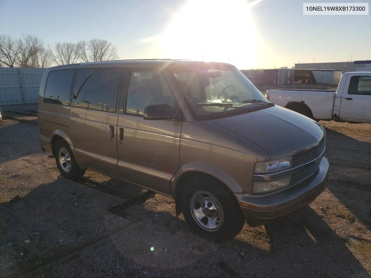 1999 Chevrolet Astro VIN: 1GNEL19W8XB173300 Lot: 80315574