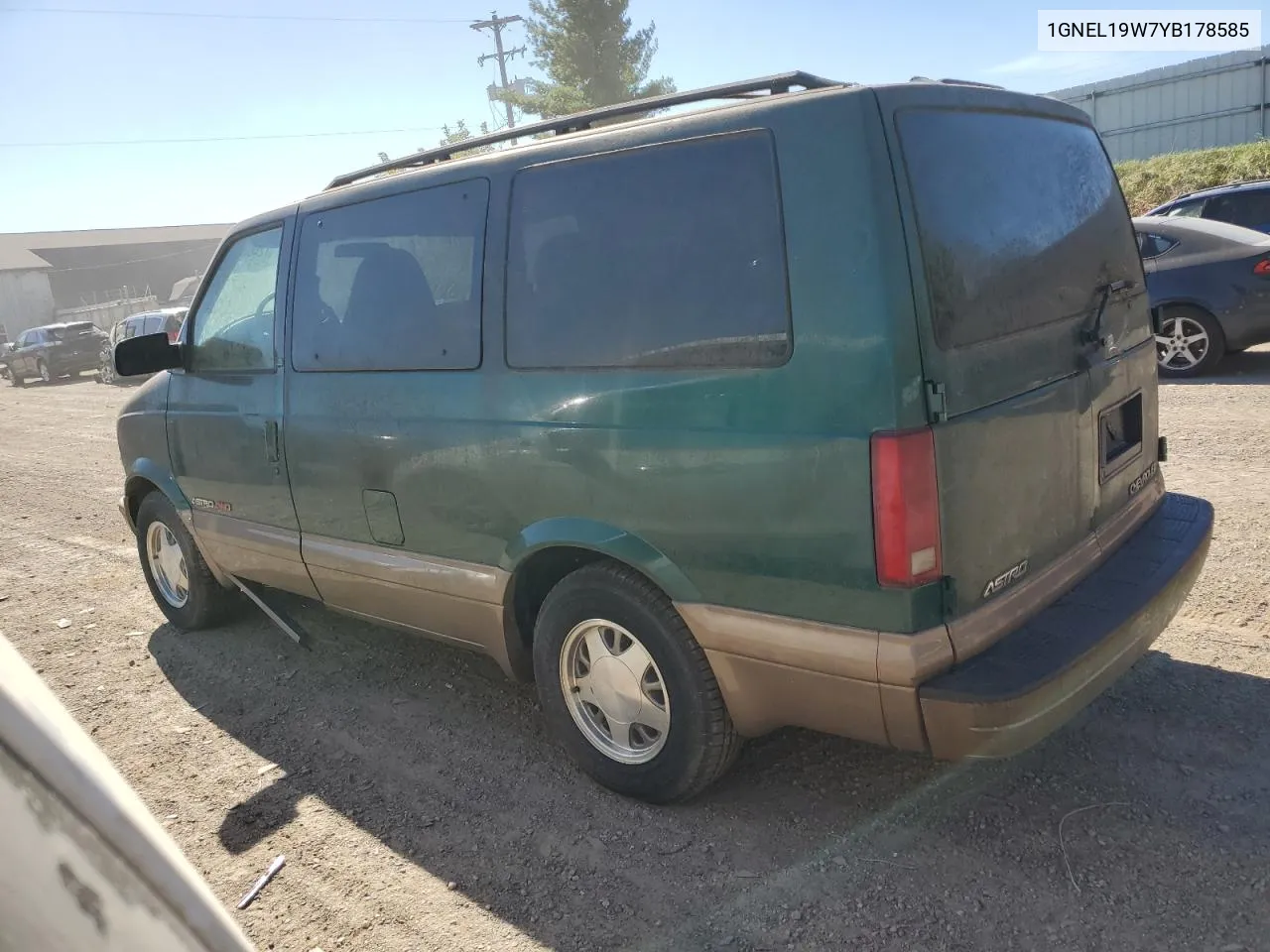 2000 Chevrolet Astro VIN: 1GNEL19W7YB178585 Lot: 72480374