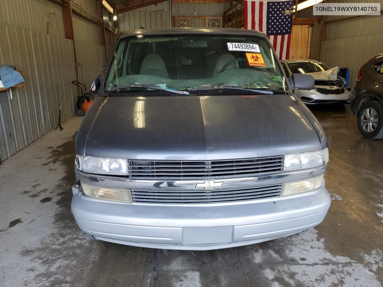 2000 Chevrolet Astro VIN: 1GNEL19WXYB140753 Lot: 74493894