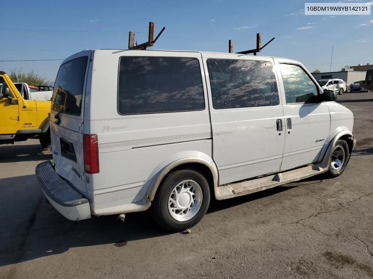 2000 Chevrolet Astro VIN: 1GBDM19W8YB142121 Lot: 75484534