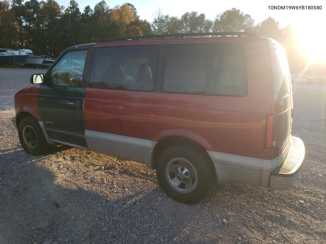 2000 Chevrolet Astro VIN: 1GNDM19W6YB180580 Lot: 77676494