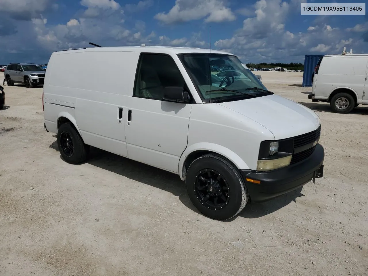 2005 Chevrolet Astro VIN: 1GCDM19X95B113405 Lot: 72017174