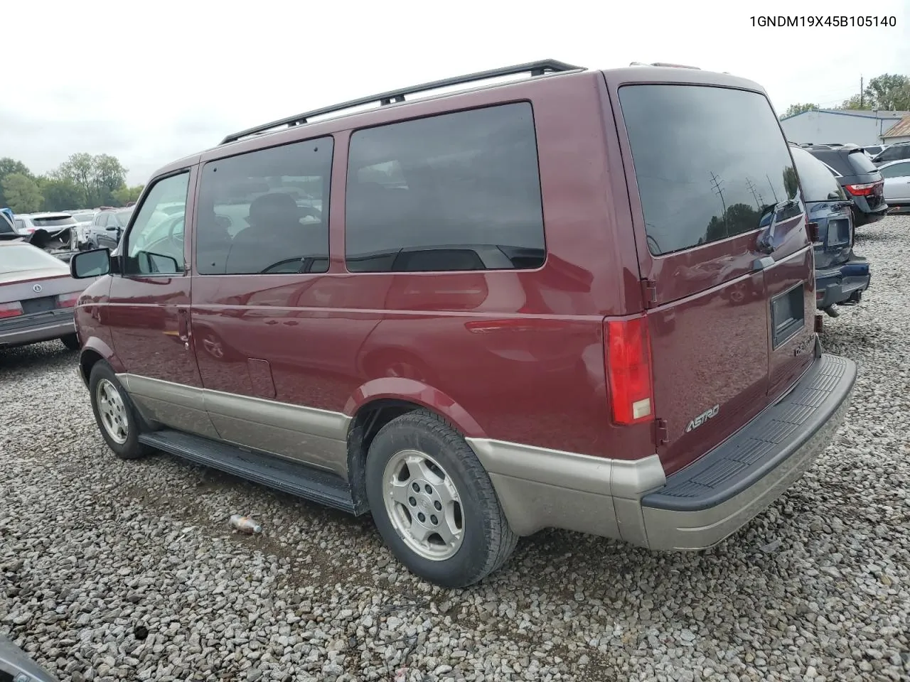 2005 Chevrolet Astro VIN: 1GNDM19X45B105140 Lot: 73030384