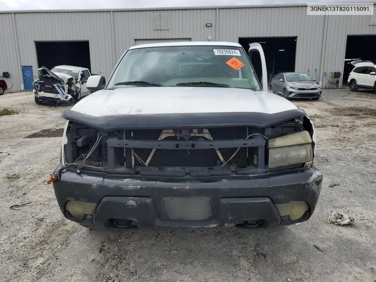 3GNEK13T82G115091 2002 Chevrolet Avalanche K1500