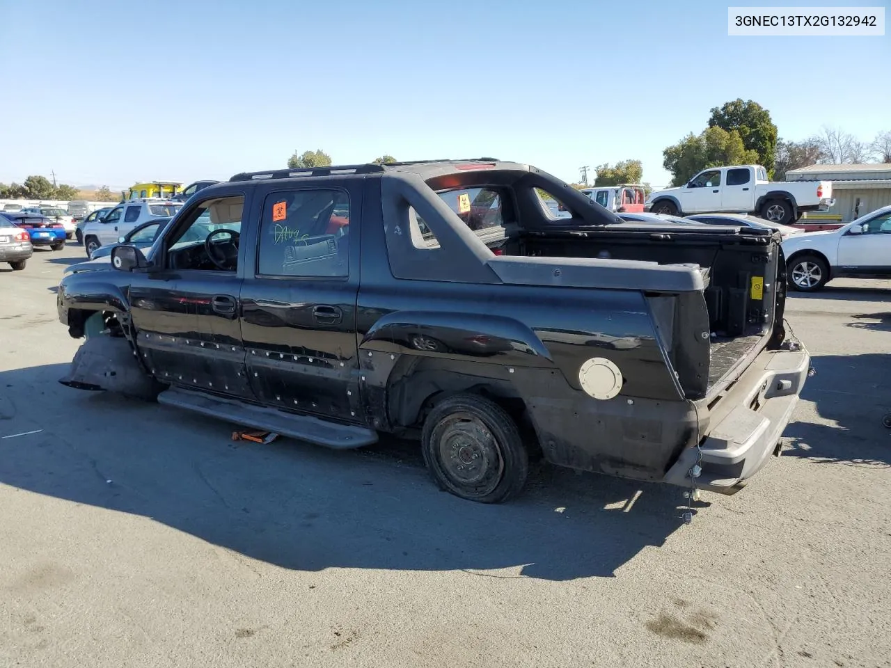 2002 Chevrolet Avalanche C1500 VIN: 3GNEC13TX2G132942 Lot: 73054864