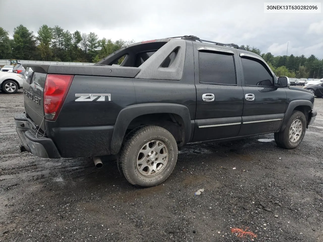 2003 Chevrolet Avalanche K1500 VIN: 3GNEK13T63G282096 Lot: 73493874