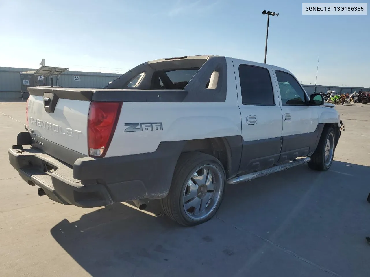 2003 Chevrolet Avalanche C1500 VIN: 3GNEC13T13G186356 Lot: 77680024