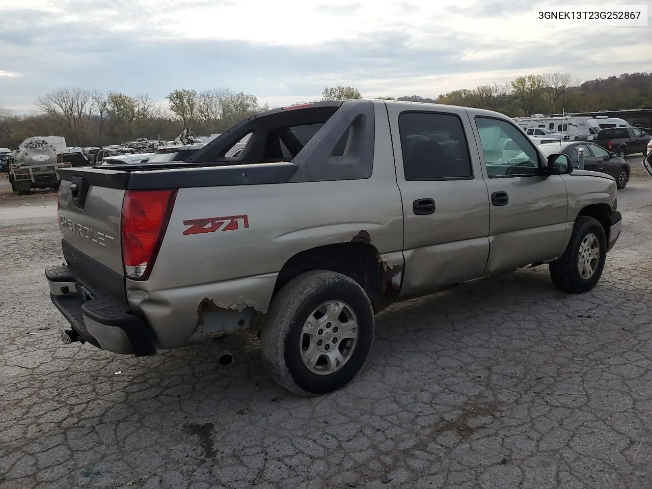 2003 Chevrolet Avalanche K1500 VIN: 3GNEK13T23G252867 Lot: 77711854