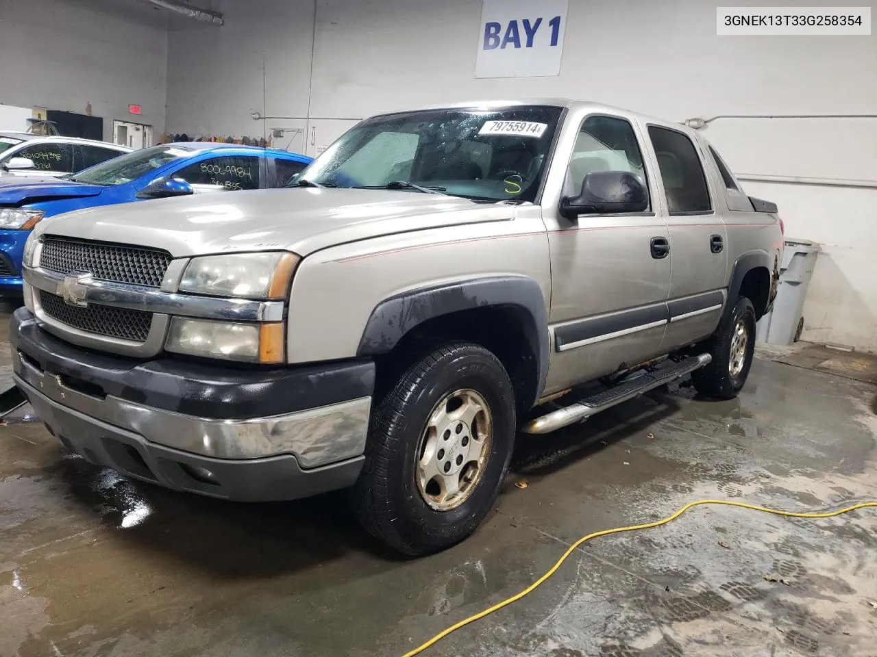 2003 Chevrolet Avalanche K1500 VIN: 3GNEK13T33G258354 Lot: 79755914