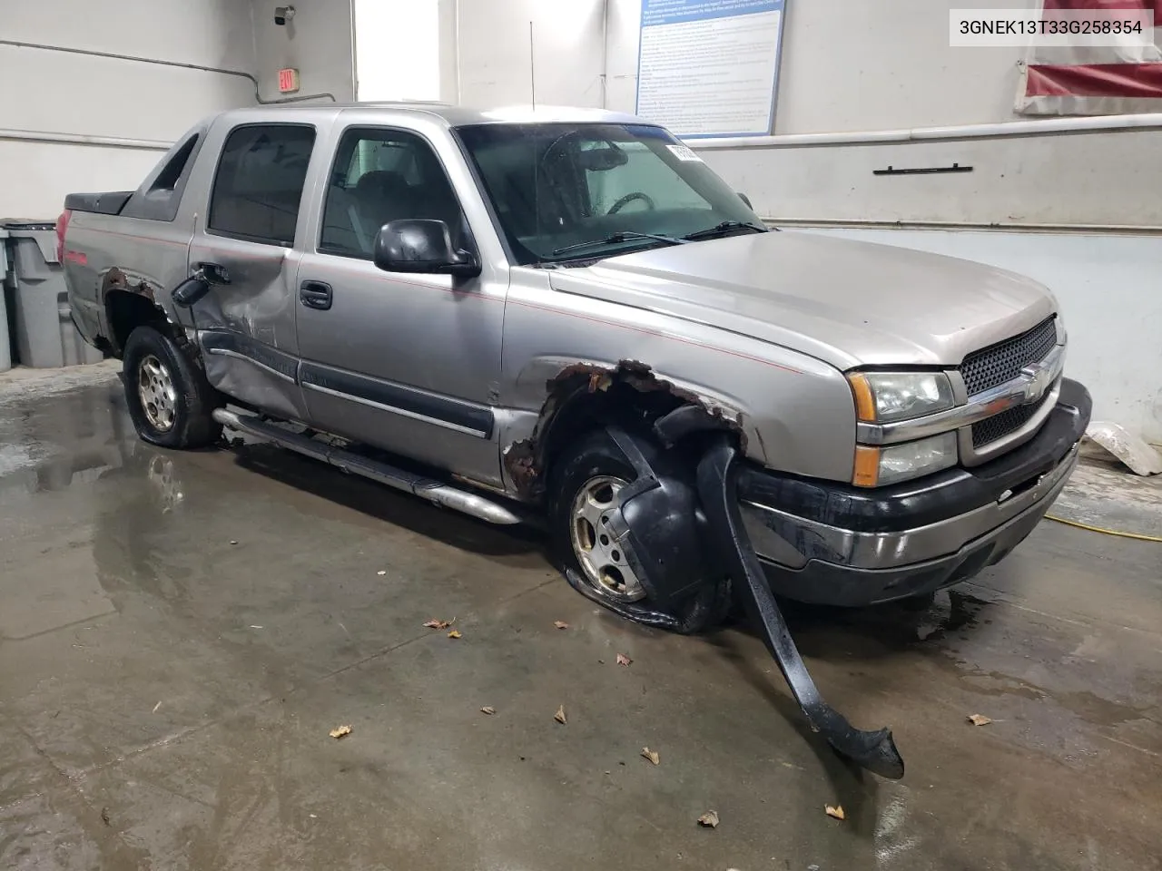 2003 Chevrolet Avalanche K1500 VIN: 3GNEK13T33G258354 Lot: 79755914