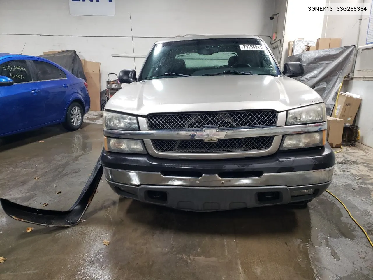 2003 Chevrolet Avalanche K1500 VIN: 3GNEK13T33G258354 Lot: 79755914