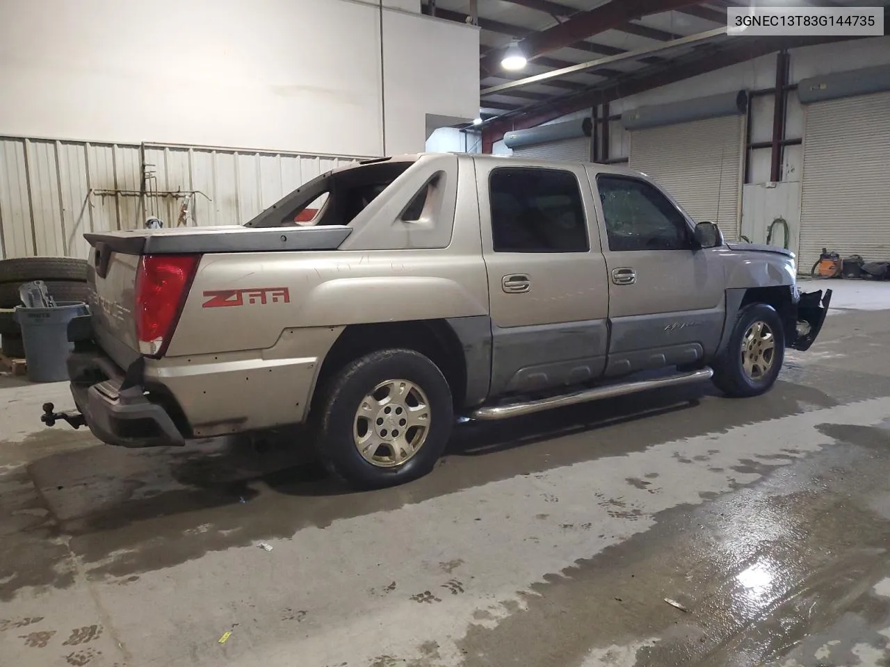 2003 Chevrolet Avalanche C1500 VIN: 3GNEC13T83G144735 Lot: 80972424