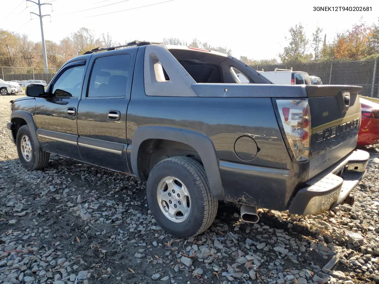 2004 Chevrolet Avalanche K1500 VIN: 3GNEK12T94G202681 Lot: 81526594