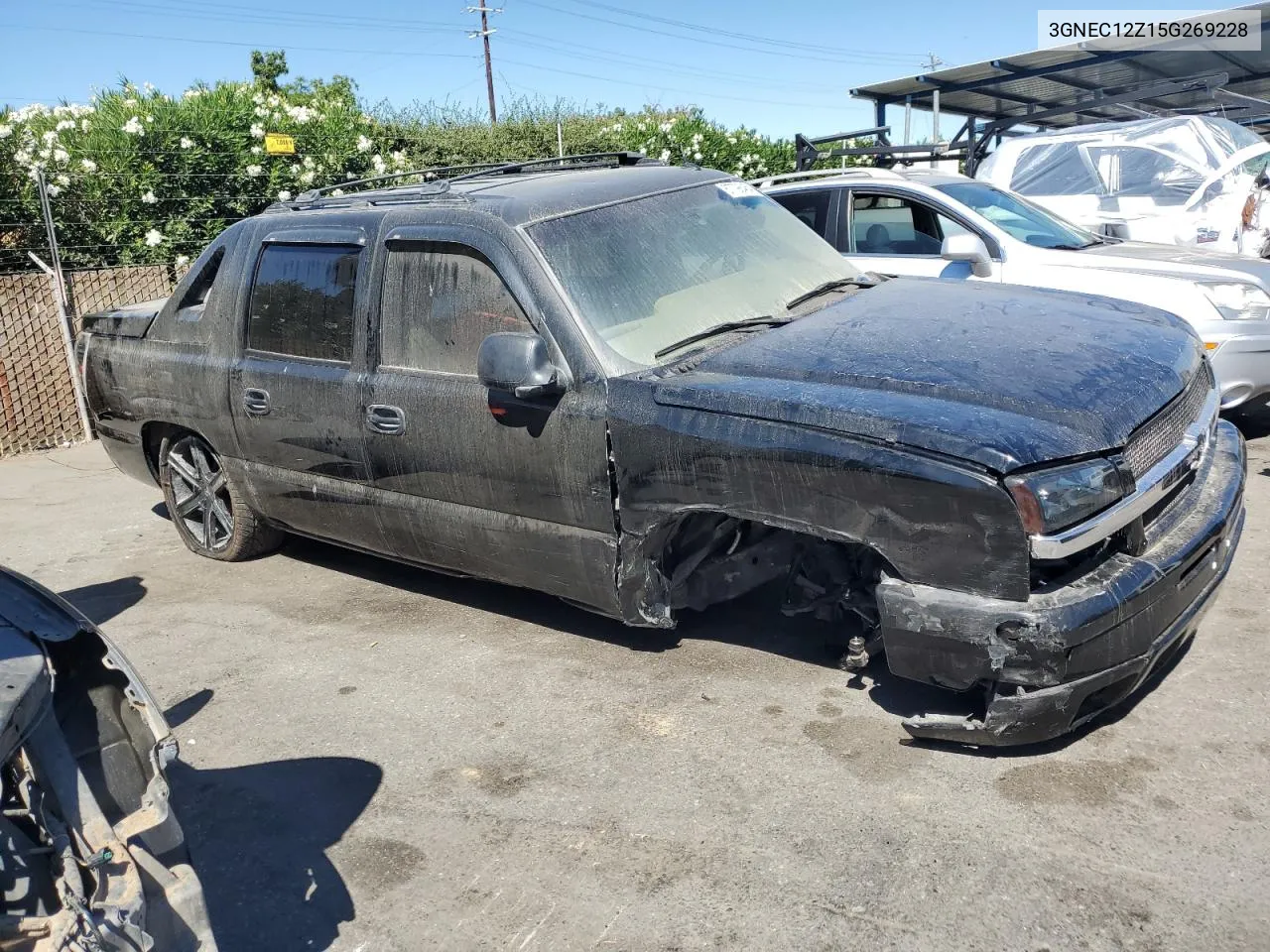 2005 Chevrolet Avalanche C1500 VIN: 3GNEC12Z15G269228 Lot: 67798454