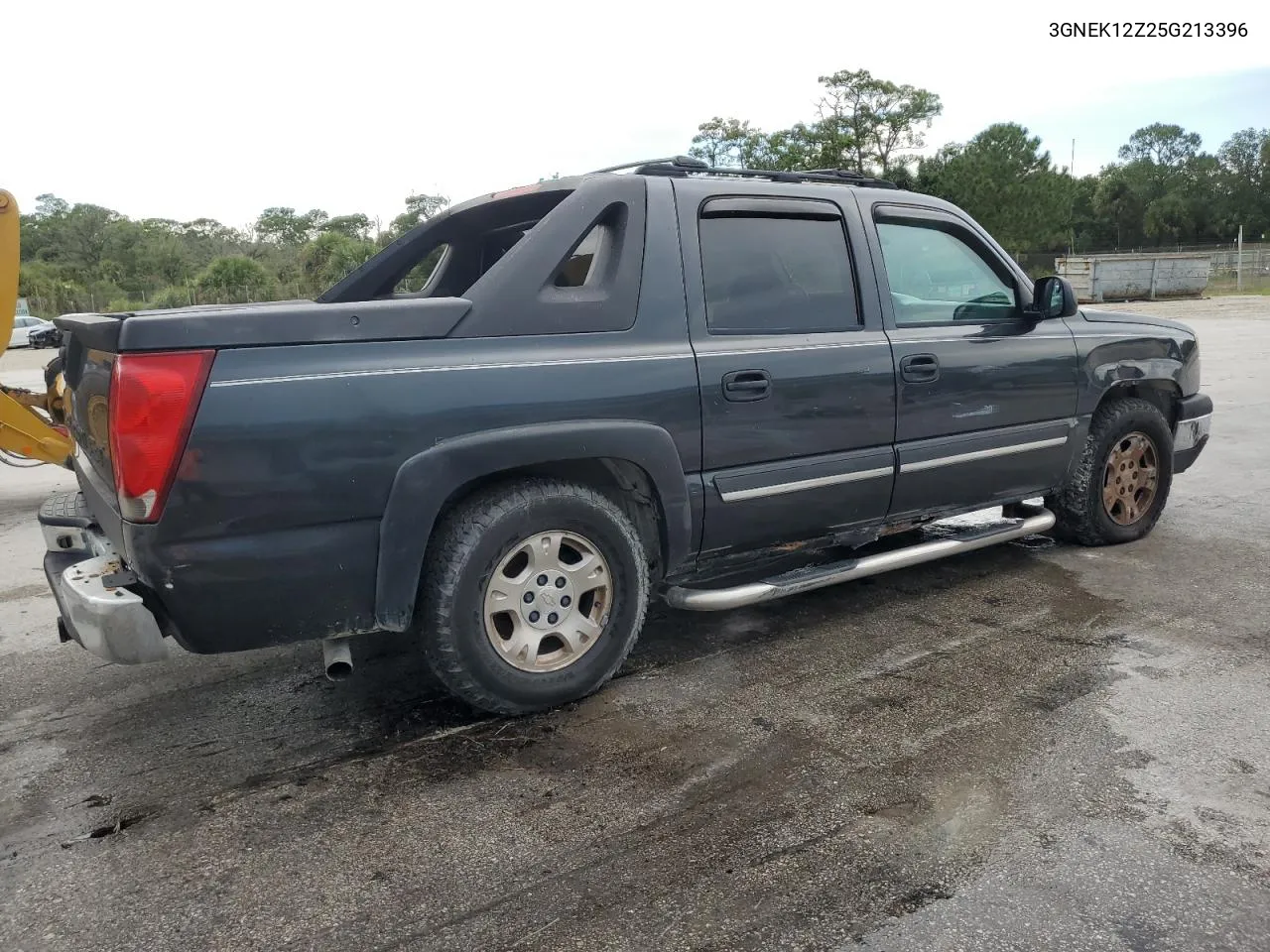 2005 Chevrolet Avalanche K1500 VIN: 3GNEK12Z25G213396 Lot: 67911354