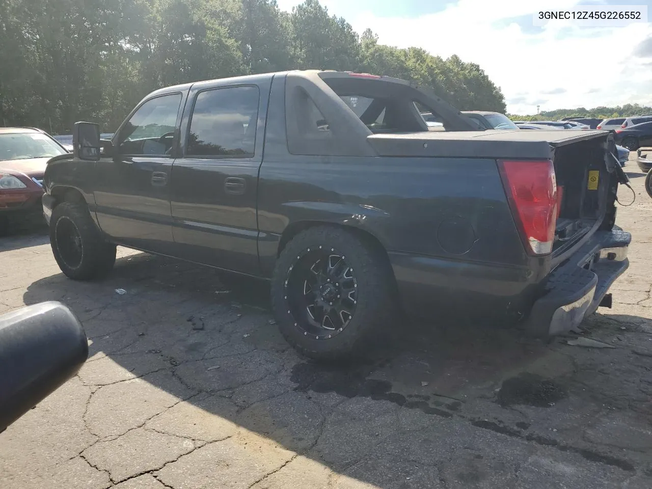 2005 Chevrolet Avalanche C1500 VIN: 3GNEC12Z45G226552 Lot: 72171744