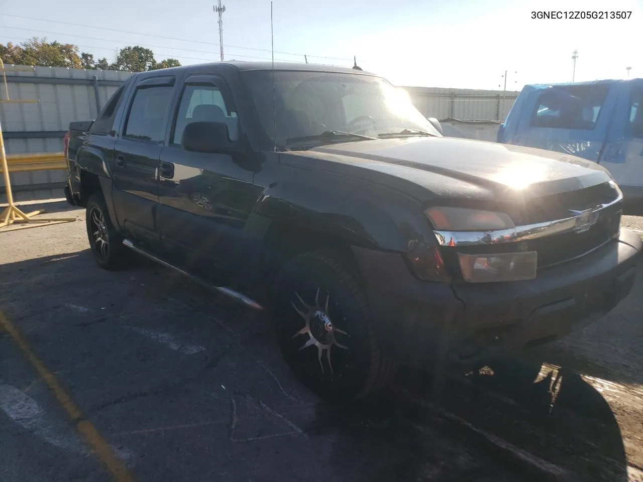 2005 Chevrolet Avalanche C1500 VIN: 3GNEC12Z05G213507 Lot: 74881684