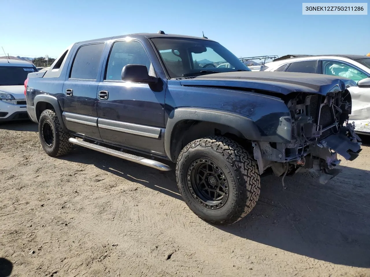 2005 Chevrolet Avalanche K1500 VIN: 3GNEK12Z75G211286 Lot: 76143034