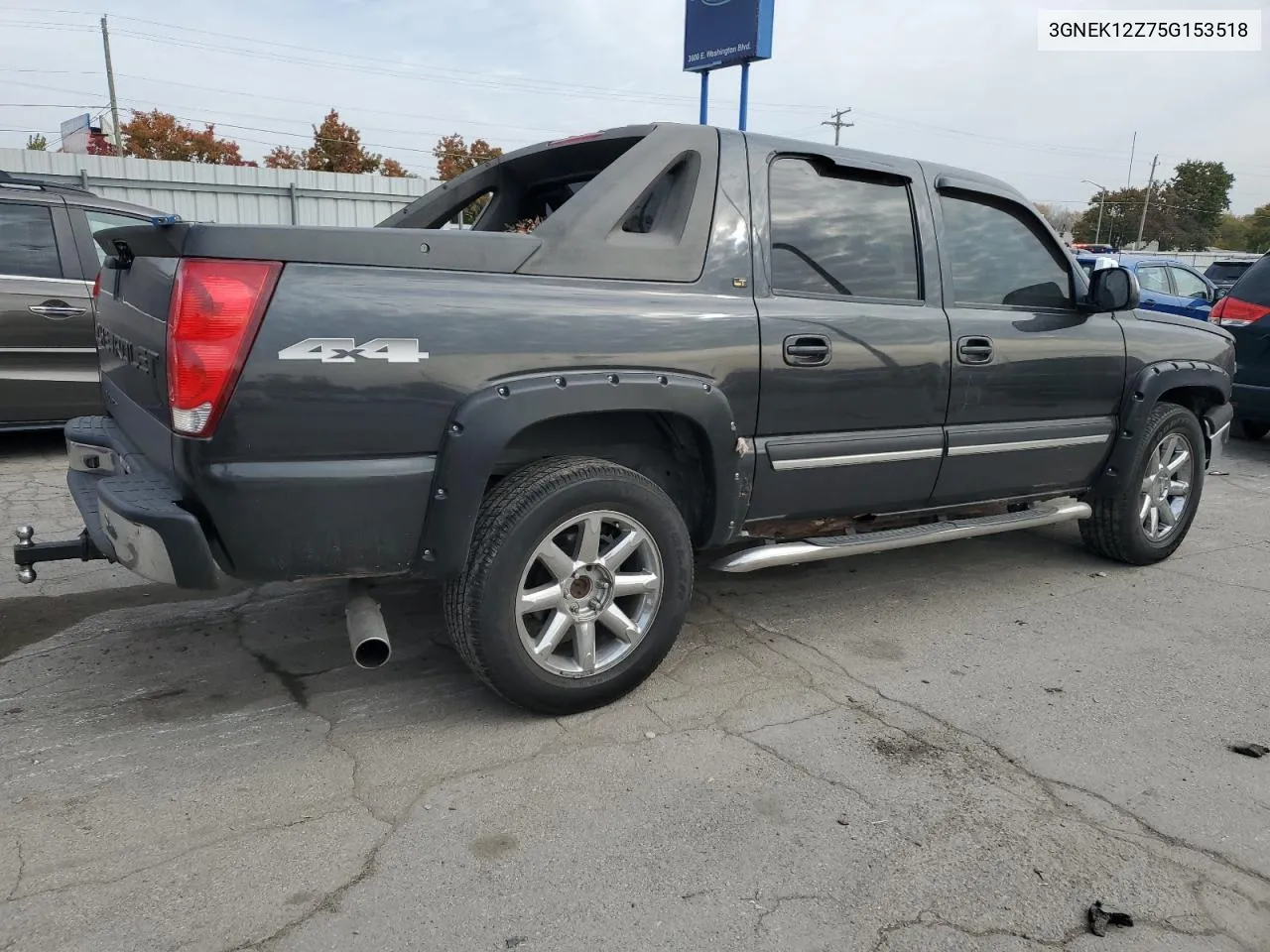 2005 Chevrolet Avalanche K1500 VIN: 3GNEK12Z75G153518 Lot: 77585474