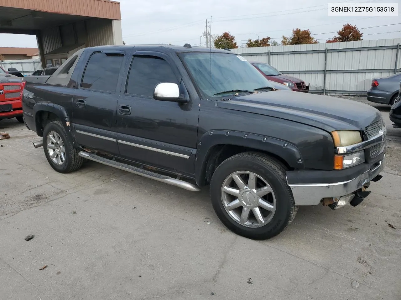 2005 Chevrolet Avalanche K1500 VIN: 3GNEK12Z75G153518 Lot: 77585474