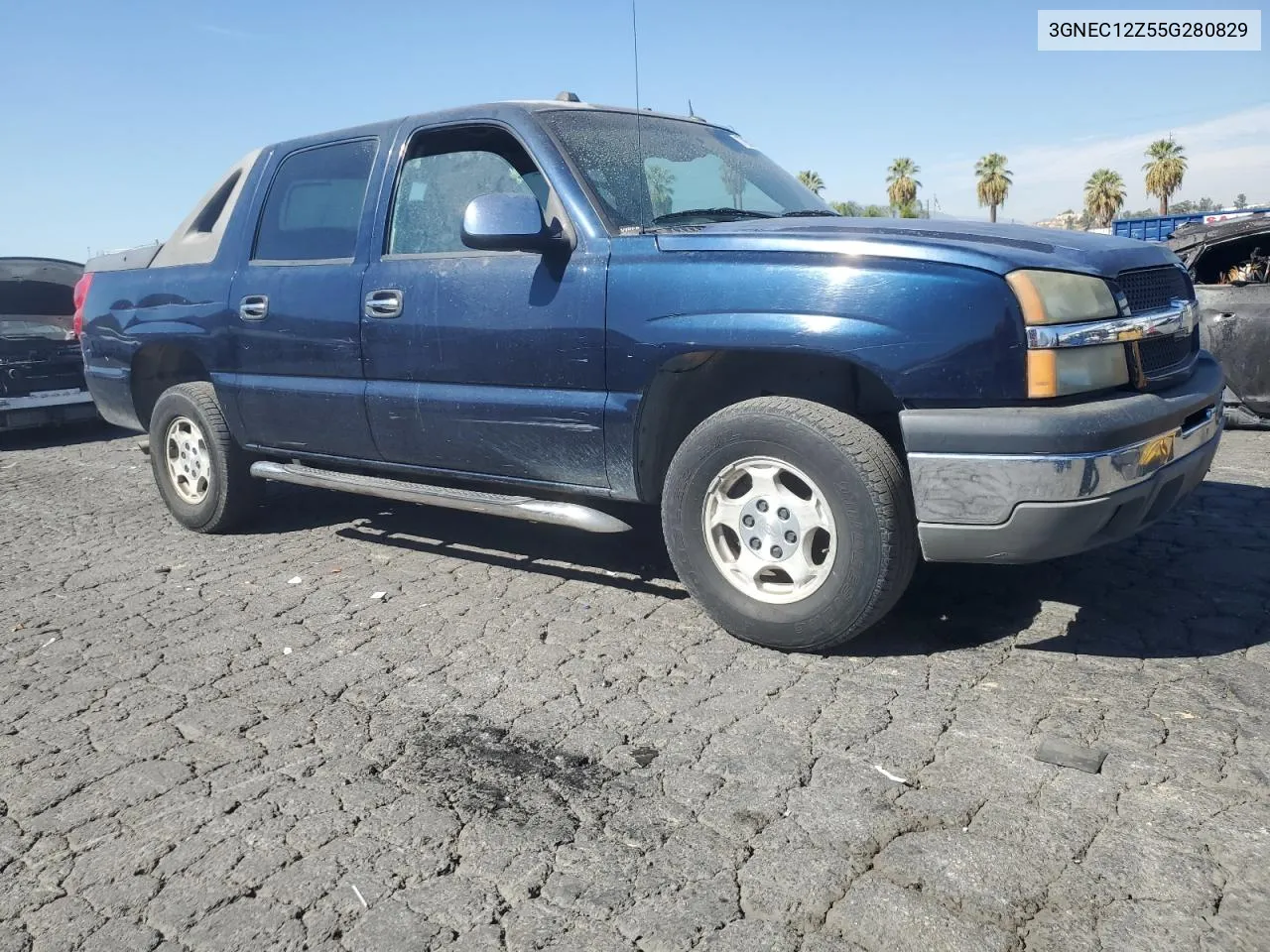 2005 Chevrolet Avalanche C1500 VIN: 3GNEC12Z55G280829 Lot: 77655274