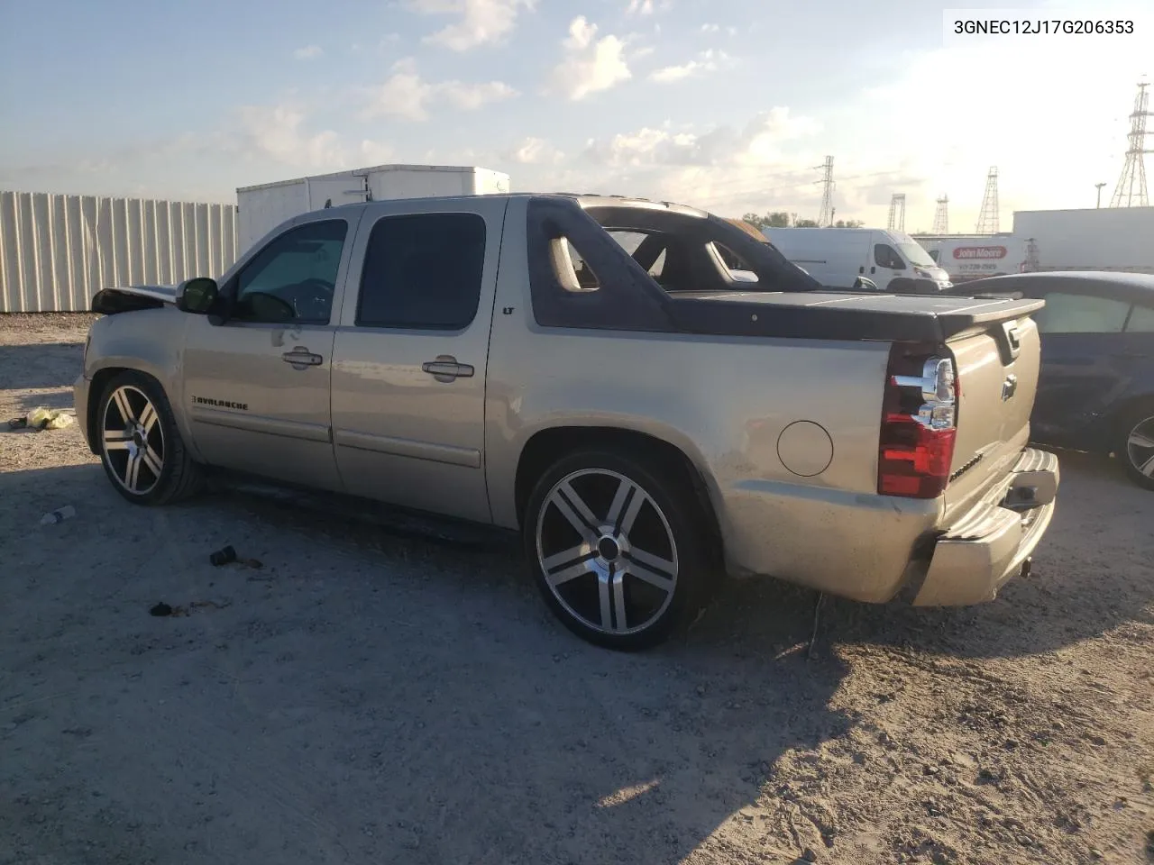 2007 Chevrolet Avalanche C1500 VIN: 3GNEC12J17G206353 Lot: 67429243