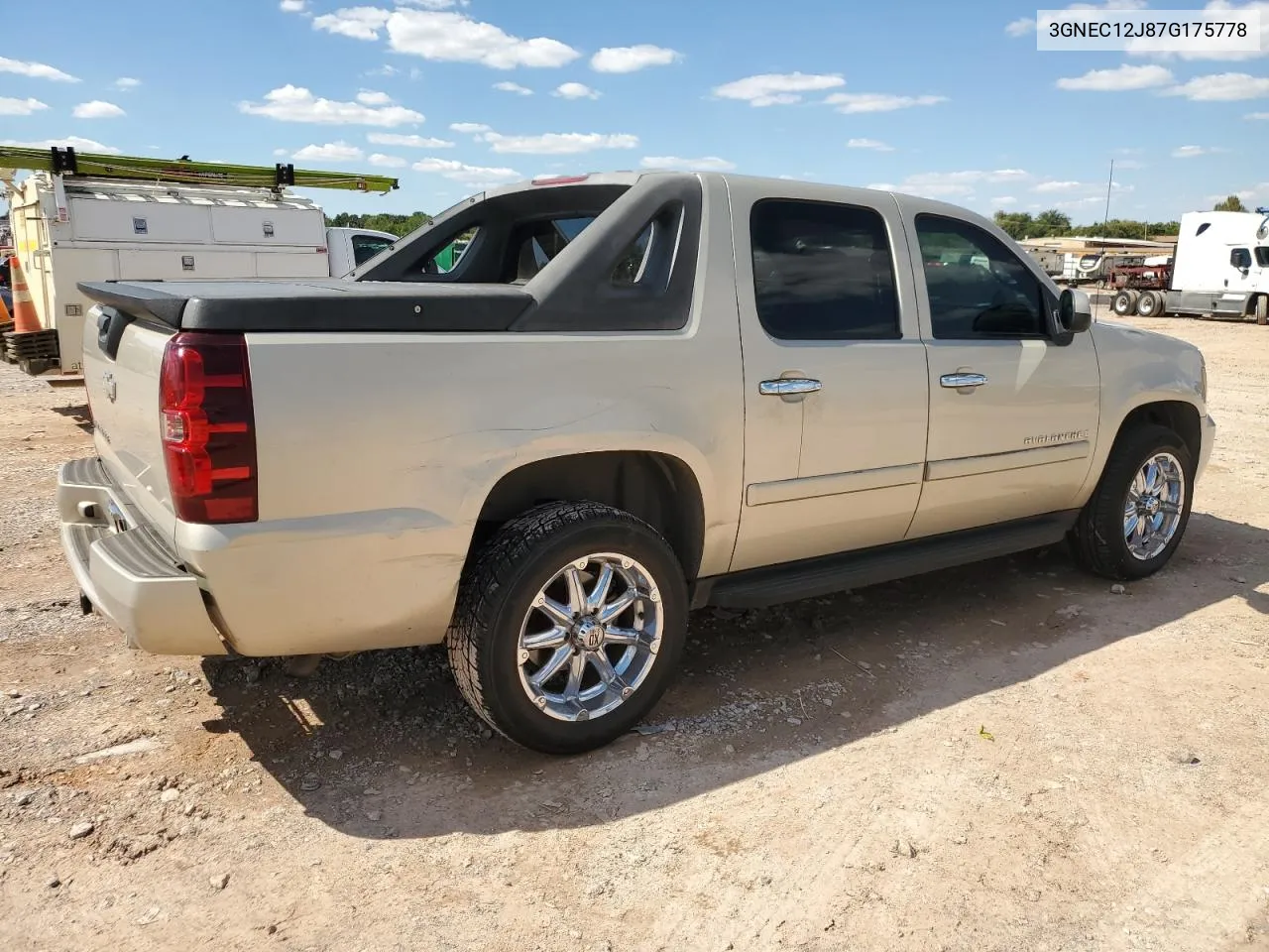 2007 Chevrolet Avalanche C1500 VIN: 3GNEC12J87G175778 Lot: 72176374