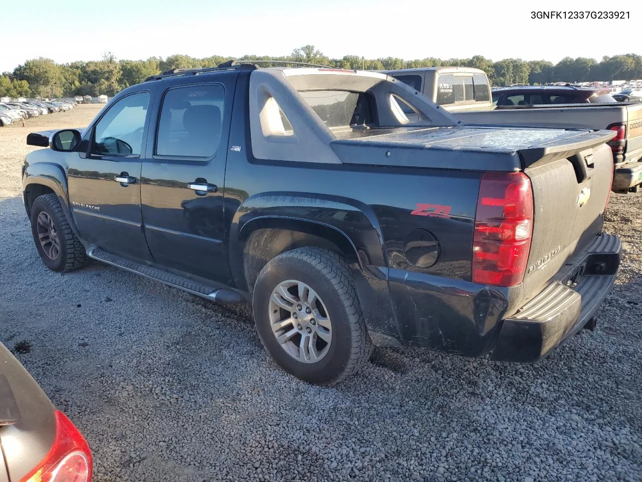 2007 Chevrolet Avalanche K1500 VIN: 3GNFK12337G233921 Lot: 74255244